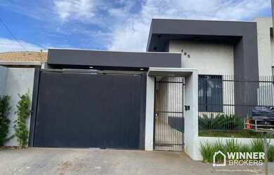 Imagem: A casa possui 3 Dormitórios, 2 Banheiros, 96m² de Área, Imóvel