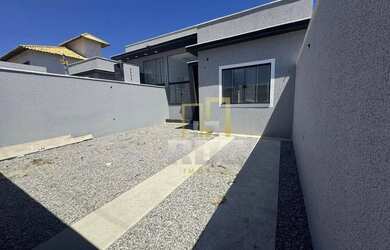 Imagem: A casa possui 2 Dormitórios, 2 Banheiros, 1 Vaga na garagem