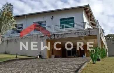 Imagem: A casa em condomínio possui 4 Dormitórios, 3 Banheiros, 4