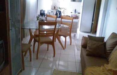 Imagem: A casa possui 3 Dormitórios, 3 Banheiros, 2 Vagas na garagem