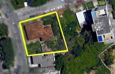 Imagem: O terreno possui 800m² de Área e está localizado em Acupe