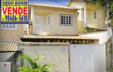 Imagem: A casa possui 2 Dormitórios, 2 Banheiros, 2 Vagas na garagem