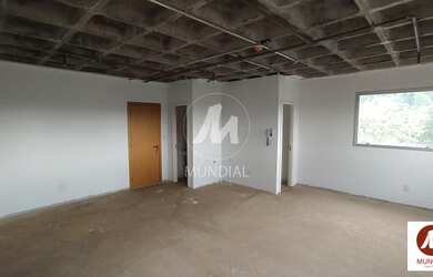 Imagem: O depósito possui 1 Vaga na garagem, 45m² de Área e está