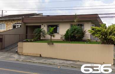 Imagem 3: Casa Joinville Itaum. Piscina, Churrasqueira, 175m² de Áreae3 Vagas...