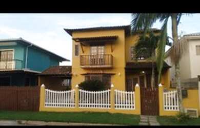 Imagem: A casa em condomínio possui 3 Dormitórios, 4 Banheiros, 2