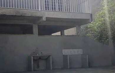 Imagem: A casa possui 5 Dormitórios e está localizado em Centro, Varginha