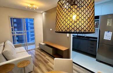 Imagem: O apartamento possui 1 Dormitório, 1 Banheiro, 1 Vaga na garagem