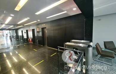 Imagem 7: Sala Jockey Club $4000 em Locação no Bairro Savassi Belo Horizonte-MG