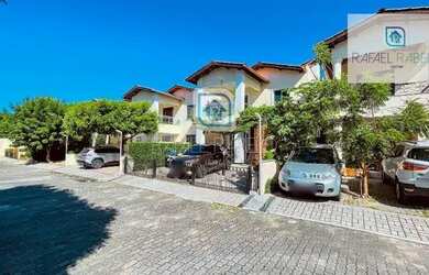 Imagem: A casa possui 4 Dormitórios, 5 Banheiros, 2 Vagas na garagem