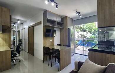 Imagem: O studio possui 1 Dormitório, 1 Banheiro, 1 Vaga na garagem