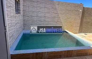 Imagem: A casa possui 3 Dormitórios, 2 Banheiros, 10m² de Área e