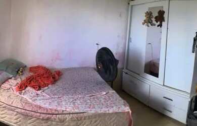 Imagem: A casa possui 2 Dormitórios, 1 Banheiro e está localizado