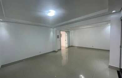 Imagem: A casa em condomínio possui 3 Dormitórios, 4 Banheiros, 200m²