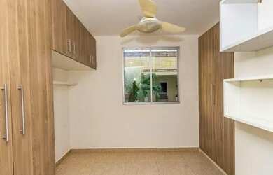 Imagem: O apartamento possui 1 Dormitório, 1 Banheiro, 1 Vaga na garagem