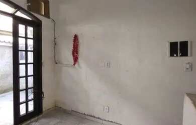 Imagem: A casa possui 1 Dormitório, 1 Banheiro, 45m² de Área e está