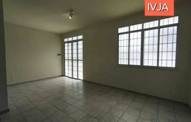 Imagem 10: Casa com 238m2T Cj. Castelo Branco próximo da Rua do Comércio