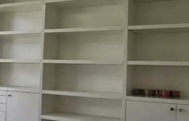 Imagem: A casa em condomínio possui 4 Dormitórios, 5 Banheiros, 2