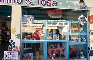 Imagem: O depósito possui 3 Vagas na garagem, 80m² de Área e está