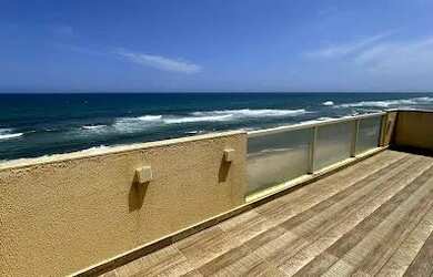 Imagem 14: Casa triplex pé na areia, 162m²