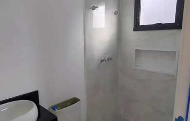 Imagem 15: Casa para locação e venda em Atibaia, na Avenida Lucas Nogueira Garcez