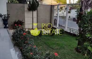 Imagem 1: Casa alto Padrão à Venda, Jardim Primavera, Volta Redonda, RJ