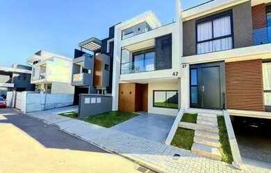 Imagem: A casa em condomínio possui 3 Dormitórios, 4 Banheiros, 2