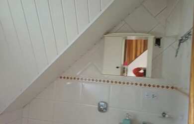 Imagem: A casa possui 3 Dormitórios, 4 Banheiros, 4 Vagas na garagem