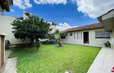 Imagem 16: Casa 04 dormitórios com uma suíte no bairro São José