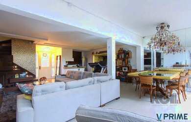 Imagem 11: Casa com 327m² de área privativa, oferecendo 3 dormitórios, sendo 3...