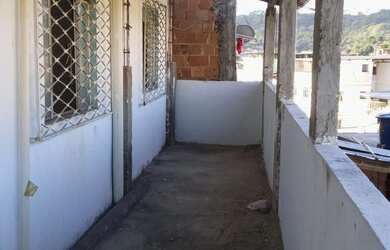 Imagem: A casa possui 1 Dormitório, 1 Banheiro, 70m² de Área e está