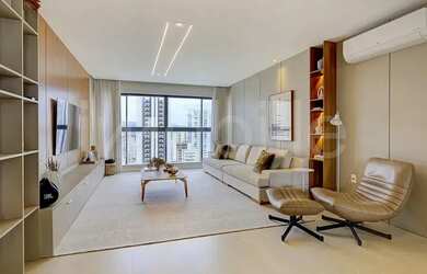 Imagem: O apartamento possui 4 Dormitórios, 5 Banheiros, 3 Vagas na