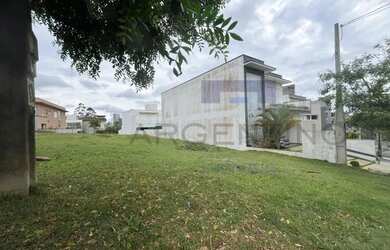 Imagem: O terreno possui 260m² de Área e está localizado em Vila