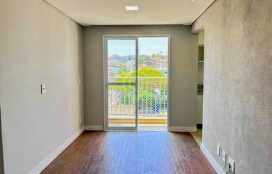 Imagem: O apartamento possui 2 Dormitórios, 2 Banheiros, 2 Vagas na