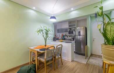 Imagem: O apartamento possui 2 Dormitórios, 2 Banheiros, 2 Vagas na