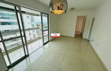 Imagem: O apartamento possui 3 Dormitórios, 3 Banheiros, 2 Vagas na