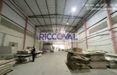 Imagem: O depósito possui 1800m² de Área e está localizado em Tamboré