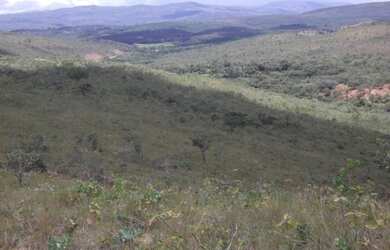 Imagem: O terreno possui 41000m² de Área e está localizado em Jaboticatubas