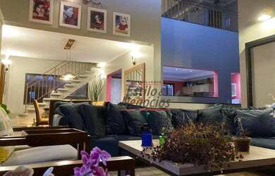 Imagem 4: Casa com 3 Suítes à venda, 350 m² por R$ 1.990.000 - GRANJA VIANA VINTAGE...