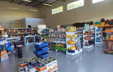 Imagem: O depósito possui 230m² de Área e está localizado em Centro