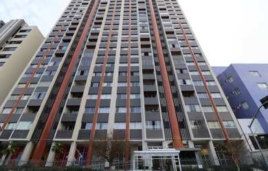 Imagem: O apartamento possui 1 Dormitório, 1 Banheiro, 44m² de Área