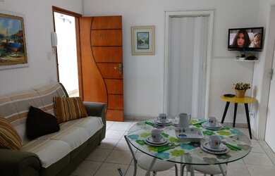 Imagem: O apartamento para temporada possui e está localizado em Gonzaga