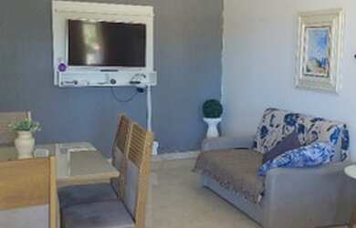 Imagem 1: Casa com piscina. Piscina, 1 Vaga na garageme2 Dormitórios