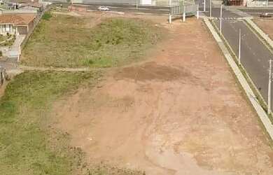 Imagem: O terreno possui 577m² de Área e está localizado em Capela