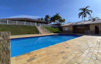 Imagem: A fazenda possui 3.800m² de Área e está localizado em Mairinque