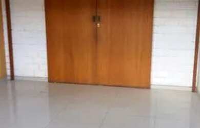 Imagem: O depósito possui 58m² de Área e está localizado em Retiro