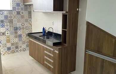 Imagem: A casa possui 2 Dormitórios, 2 Banheiros, 2 Vagas na garagem