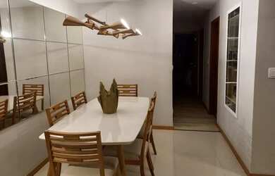 Imagem: O apartamento possui 3 Dormitórios, 2 Banheiros, 2 Vagas na