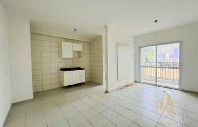 Imagem: O apartamento possui 1 Dormitório, 1 Banheiro, 1 Vaga na garagem