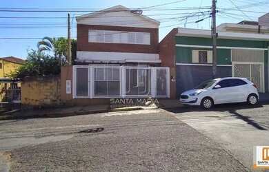 Imagem: O depósito possui 1 Vaga na garagem, 80m² de Área e está