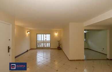 Imagem: O apartamento possui 4 Dormitórios, 2 Banheiros, 2 Vagas na